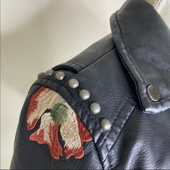 Black leather embroidered jacket - Picture 5 of 5